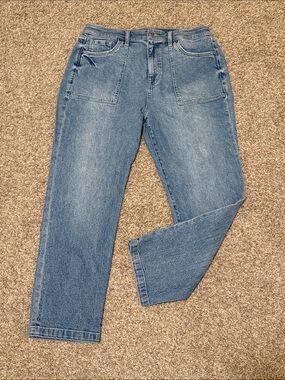 torrid High Rise Trendy Y2K 90s Style Light Blue Straight Leg Jeans